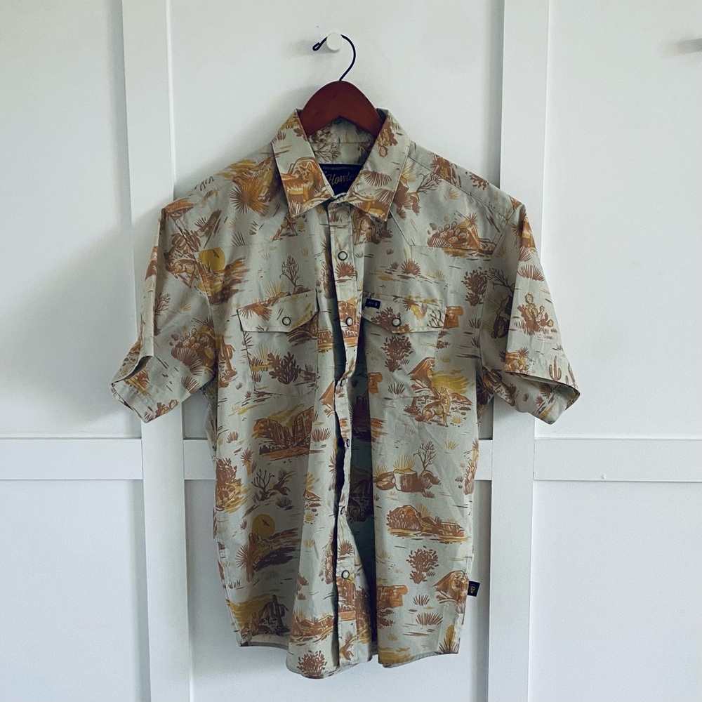 Men's Howler Beige Short Sleeve Button-Up Shirt
